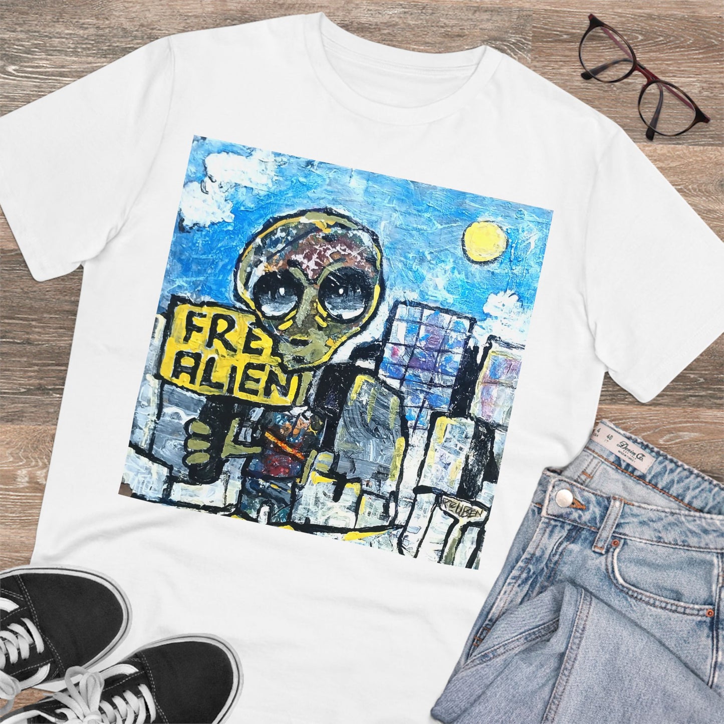 Free Alien by Reuben G - Light Organic T-shirt - Unisex