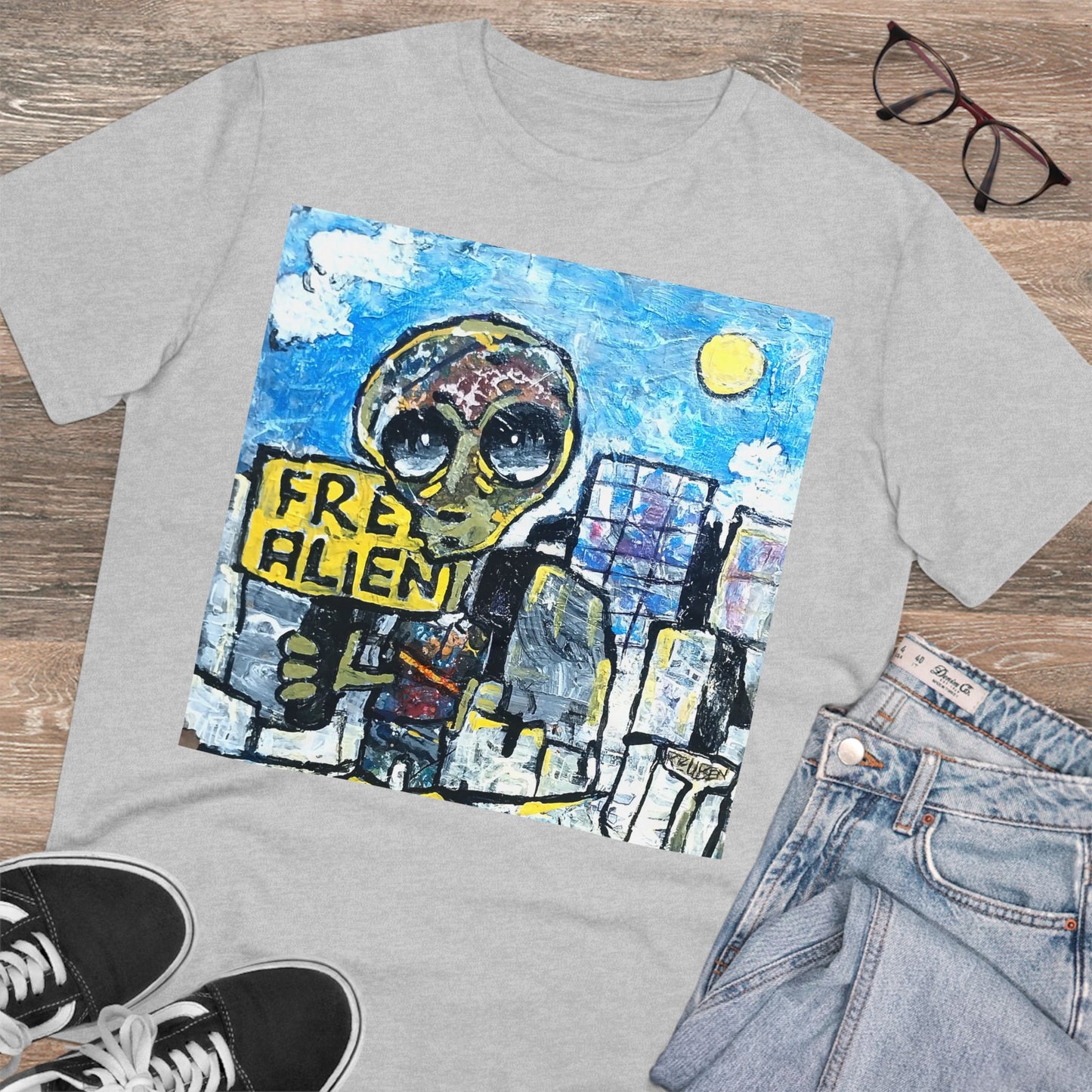 Free Alien by Reuben G - Light Organic T-shirt - Unisex