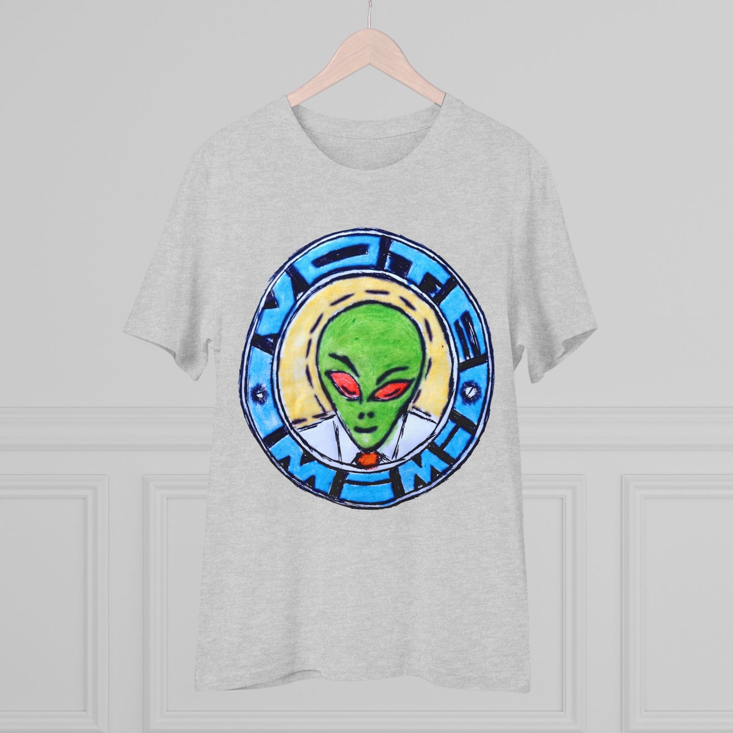 Alien Medallion by Gomba - Light Organic T-shirt - Unisex